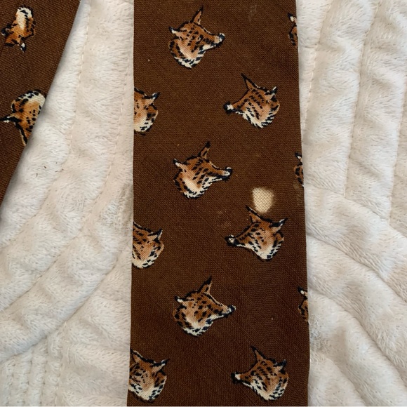 Vintage Brown Wool Animal Print Made in England Tie - Picture 5 of 14